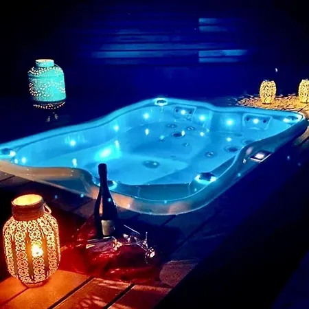 Apartahotel Merangardenvilla Adults Only 4*