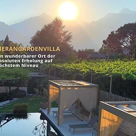 Merangardenvilla Adults Only