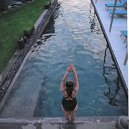 Апарт-готель Merangardenvilla Adults Only 4*
