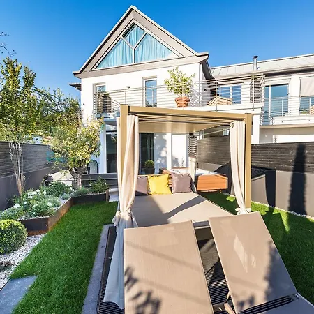 Merangardenvilla Adults Only Appart hôtel 3*