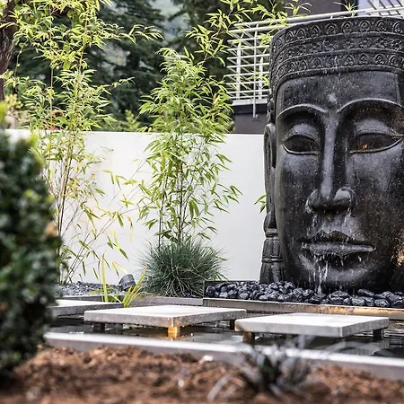 Merangardenvilla Adults Only