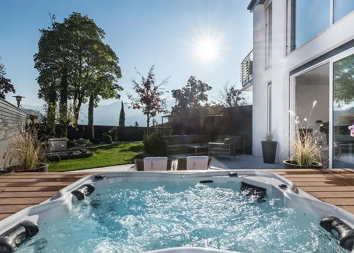 Merangardenvilla Adults Only