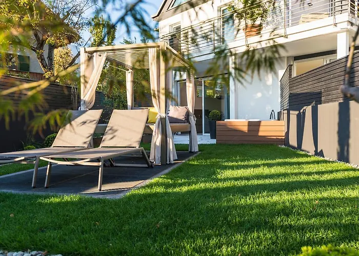 Merangardenvilla Adults Only 4* Мерано