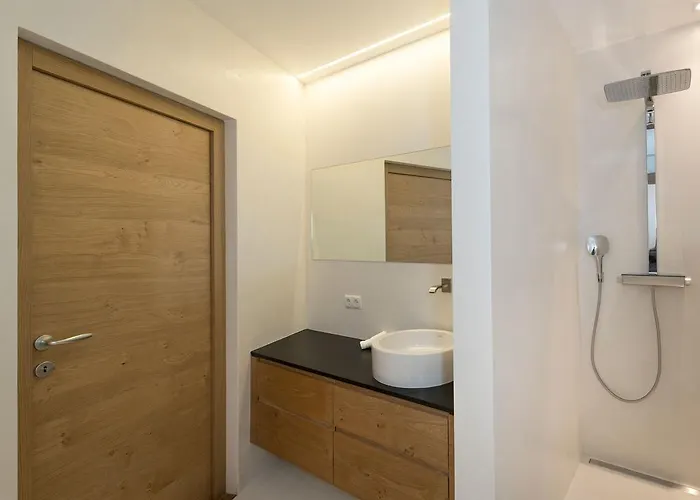 Merangardenvilla Adults Only