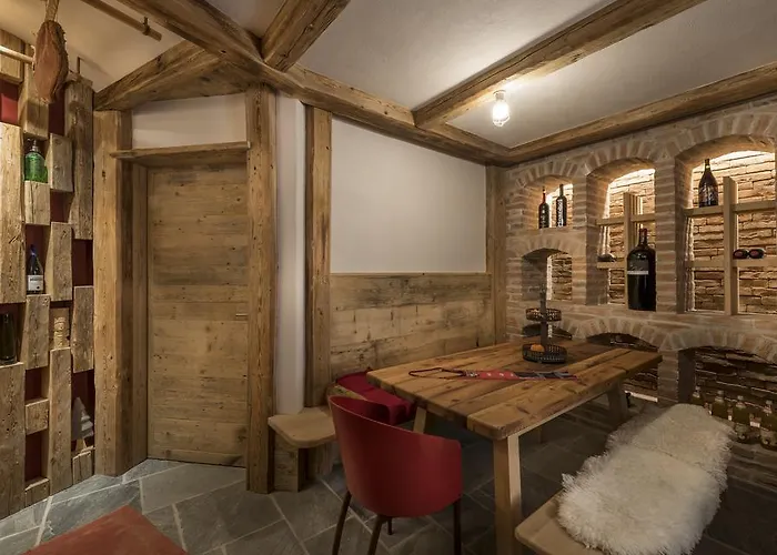 Апарт-готель Merangardenvilla Adults Only 4*