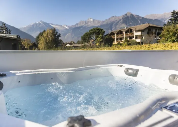 Апарт-готель Merangardenvilla Adults Only Мерано