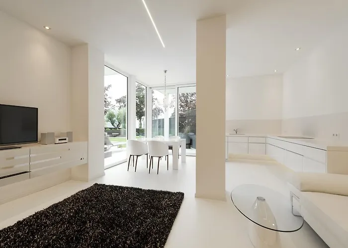 Merangardenvilla Adults Only